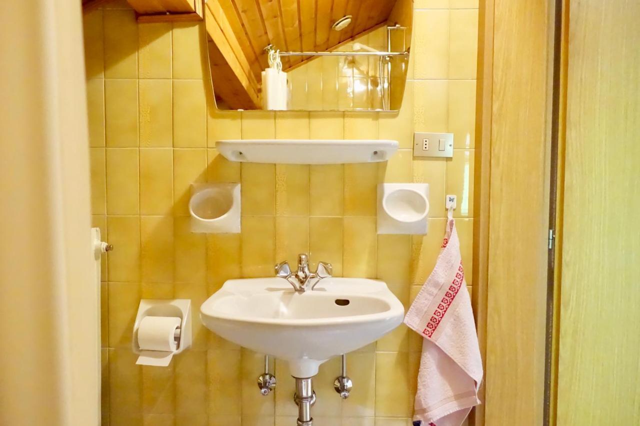 Ciasa Preroman Mansarde Appartement Sankt Martin im Turm Buitenkant foto