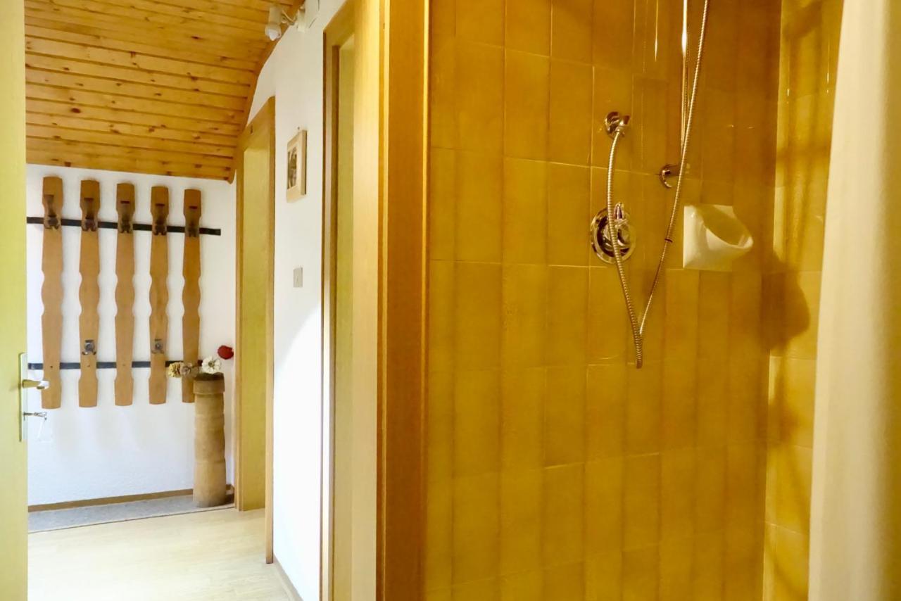 Ciasa Preroman Mansarde Appartement Sankt Martin im Turm Buitenkant foto