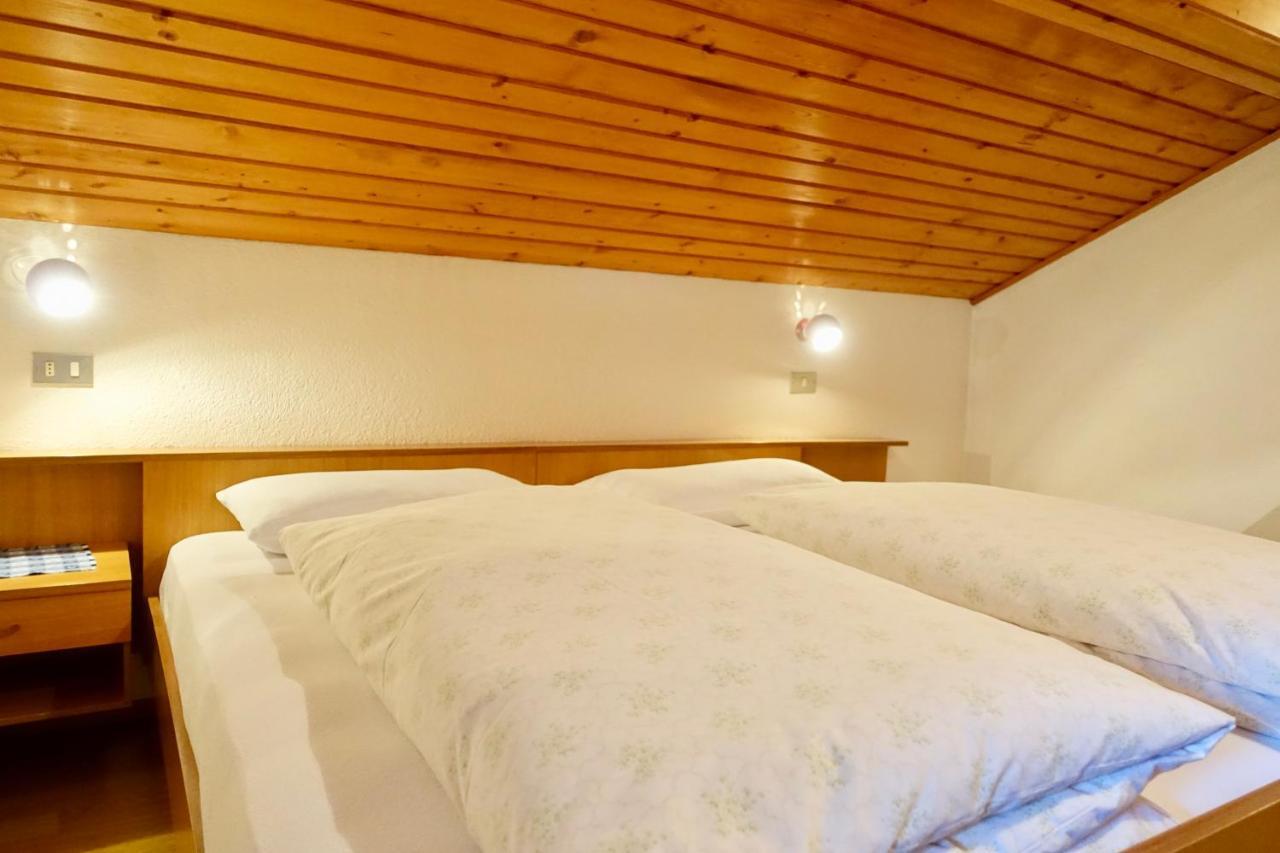 Ciasa Preroman Mansarde Appartement Sankt Martin im Turm Buitenkant foto